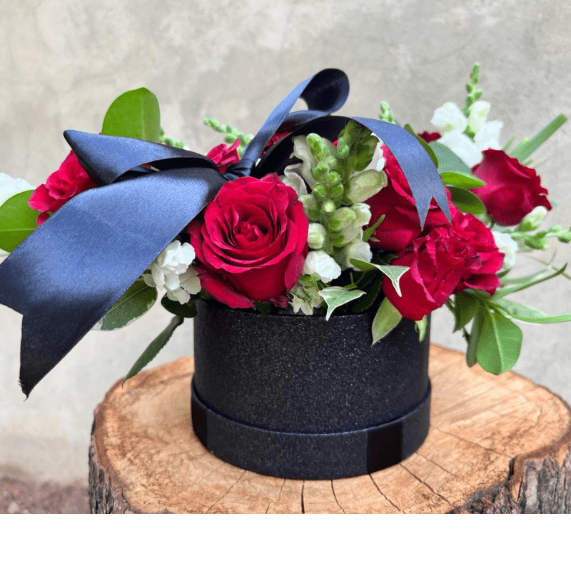 Eternal Elegant Red Roses Hat Box